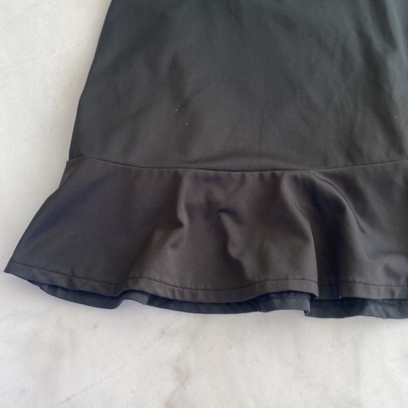 Black casual skirt with black built in shorts. Flounce bottom for added flair - Picture 2 of 5